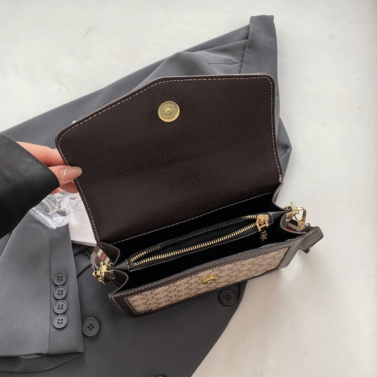 Chic Geometric Print Shoulder Bag