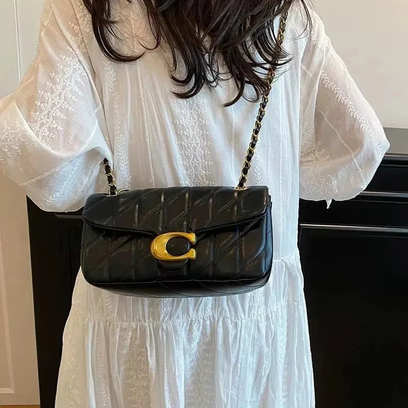 Chic Diamond Chain Shoulder Bag