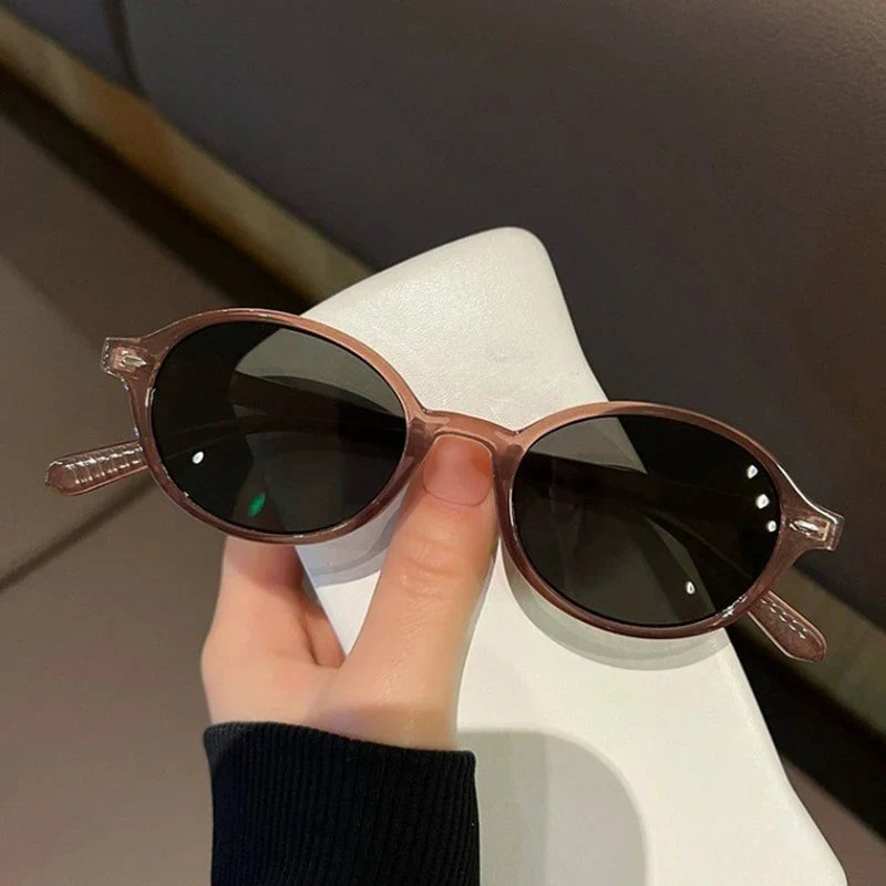 Chic Vintage Oval Sunglasses