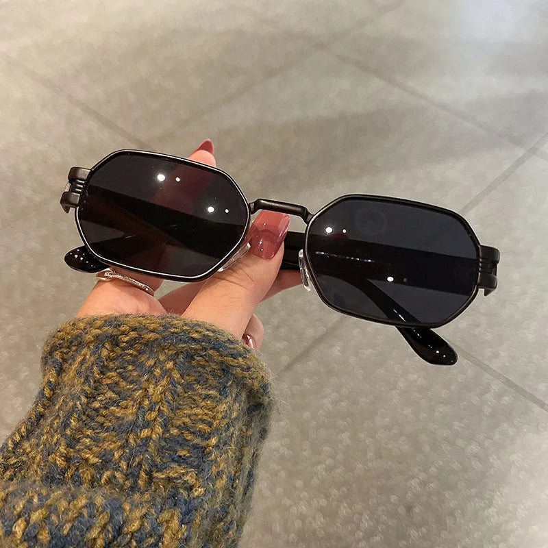 Chic Retro Square Shades