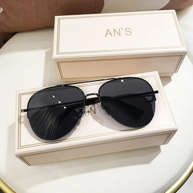 Chic Round Sunglasses for Women