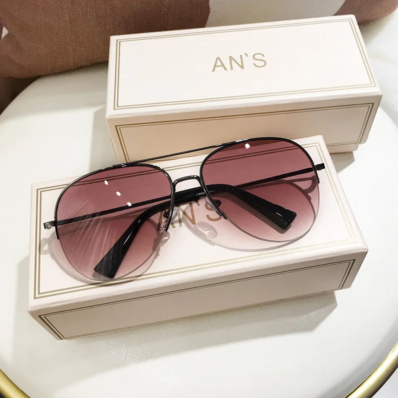 Chic Round Sunglasses for Women