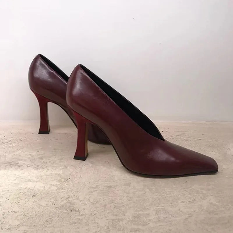 Elegant Women's Leather Pumps