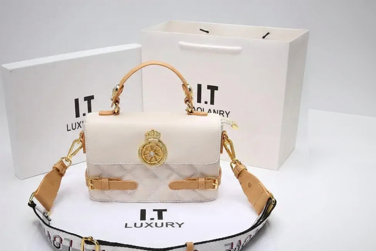 Beautiful Leather Shoulder Bag