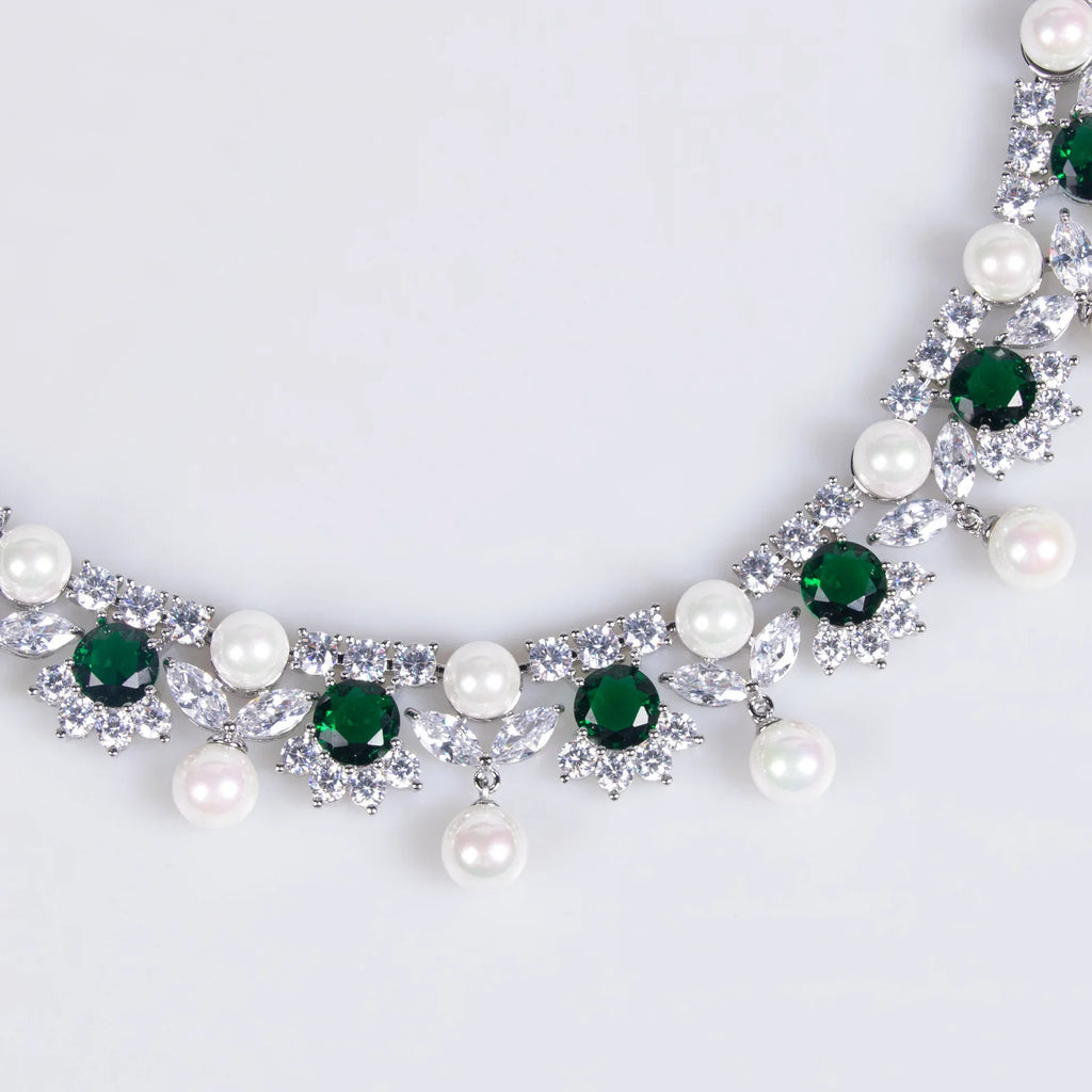 Glamorous Pearl Jewelry Set