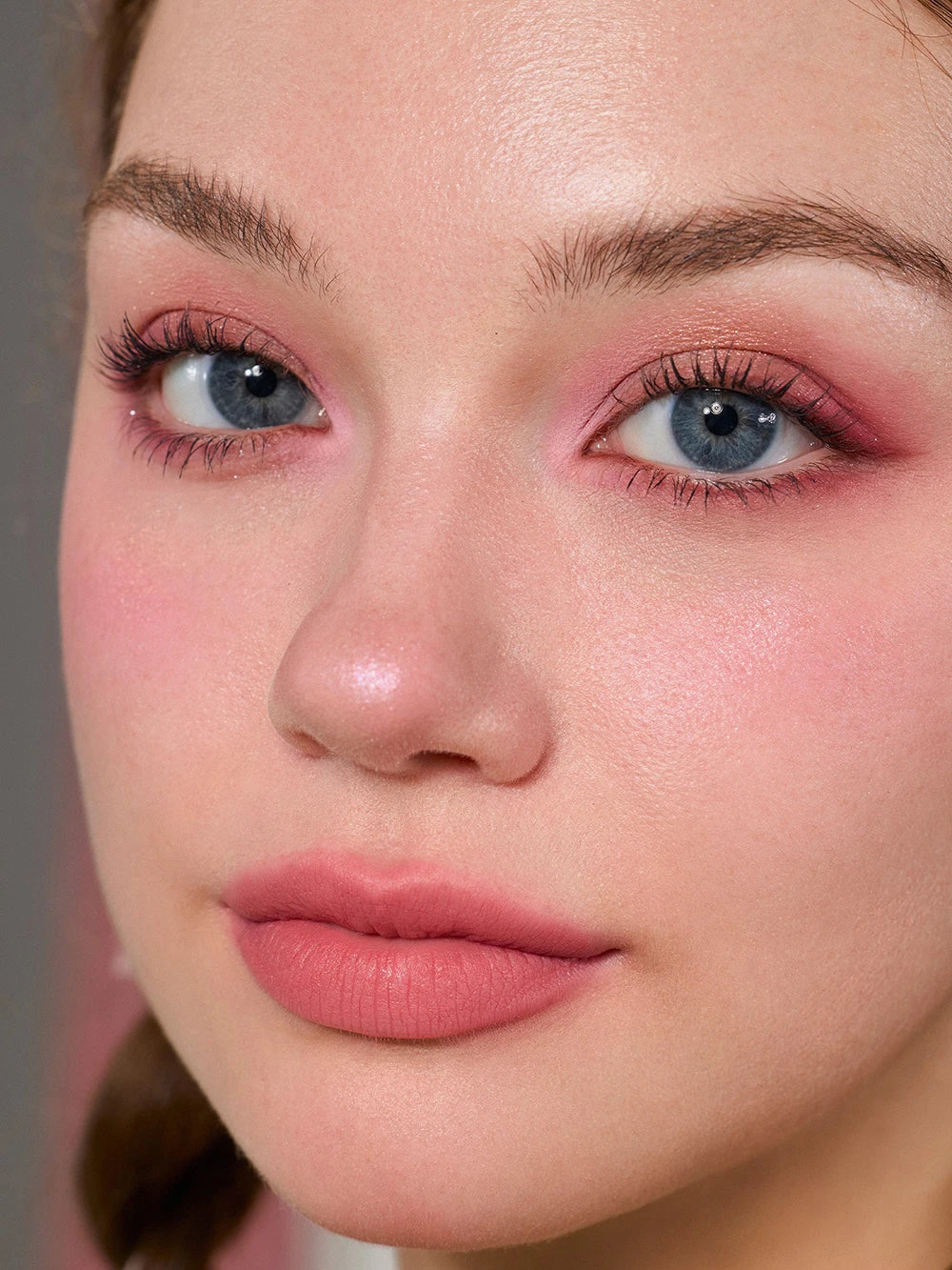 Strawberry Glow Makeup Palette